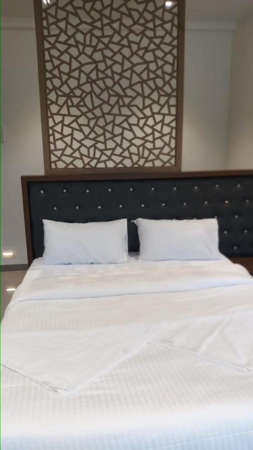 Dukes Plaza Hotel Kalyān 외부 사진